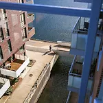 アパート 112 Sqm Penthouse With An Omg Fjord View