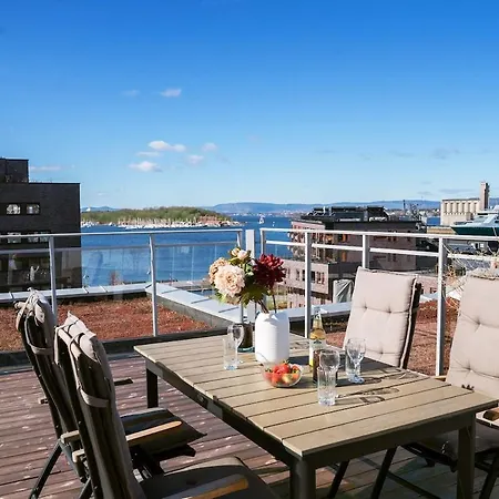 112 Sqm Penthouse With An Omg Fjord View Apartmán