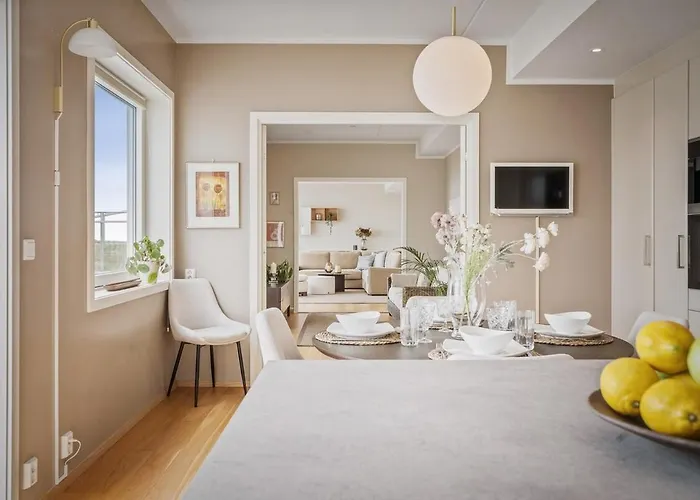 Lägenhet 112 Sqm Penthouse With An Omg Fjord View *