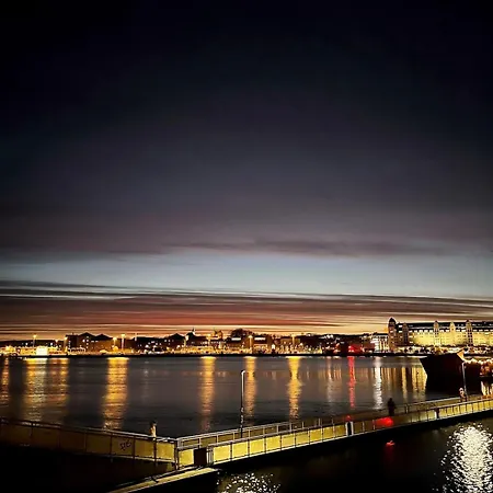 112 Sqm Penthouse With An Omg Fjord View アパート