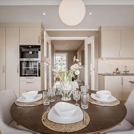 112 Sqm Penthouse With An Omg Fjord View アパート *