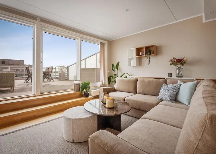 112 Sqm Penthouse With An Omg Fjord View *